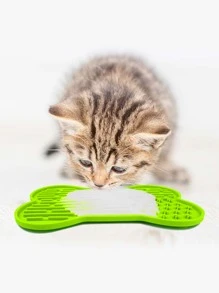 Pet Solid Color Bone Shaped Lick Mat - Green - View 10