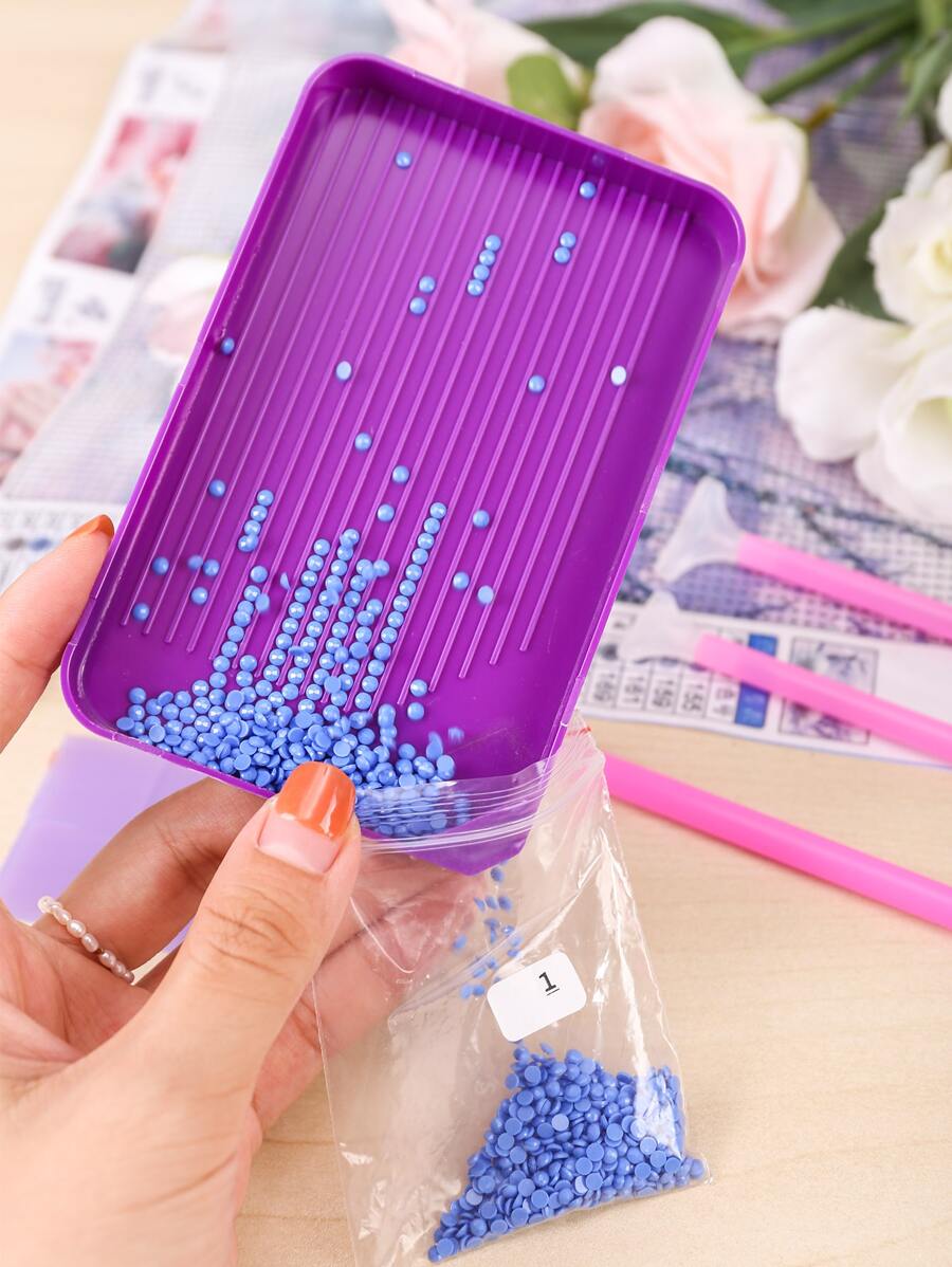 1 khay đựng tranh kim cương vuông màu tím có lỗ thoát kim cương ra ngoài - Màu tím - Xem 1