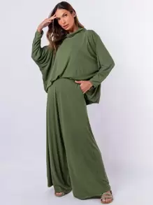 Women Two-piece Outfits - 軍綠色 - 查看 1