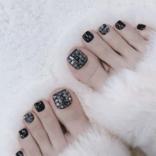 24入組黑色方形假腳趾甲按設計夏天足部美甲帶黑色礦物銀顏色金屬亮絲 - 黑色 - 查看 4