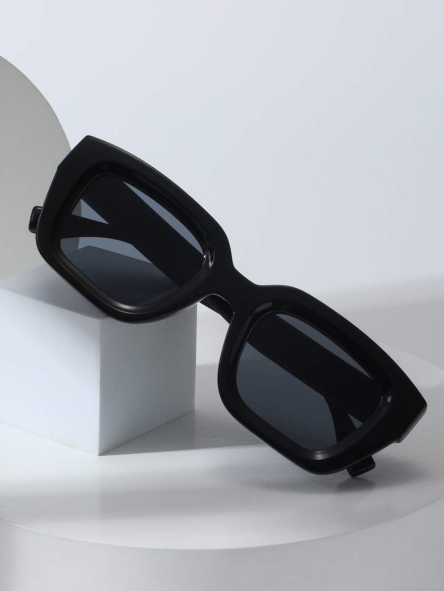 1pc Square Frame Slimming Versatile Fashion Glasses Shades Beach Accessories Beach Accessories For Women Glasses Shades Basics Fall Winter Women Outfits Clothes Business Casual Gifts For Summer Beach Vacation,Outdoor,Travel Preppy Style For Back To School