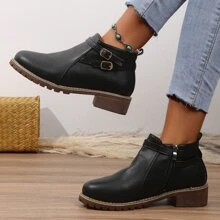 Black Flat Ankle Boots For Women With Round Toe And Metal Buckle