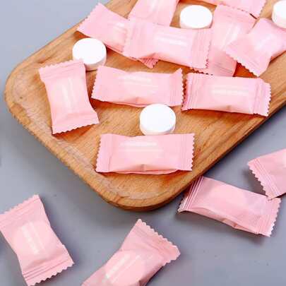 50Pcs Compressed Disposable Makeup & Facial Cleansing Towels Coin Tissue With Candy Wrapper Package, 20Cm*22Cm, Suitable For Travel Vacation, Skincare, Living Room Home Bedroom Bathroom House Decor, Travel Stuff, Wedding, Party, Birthday, Gifts For Men Women Mom Dad Friends, New Years, Accessories, Funny Gift Accessories