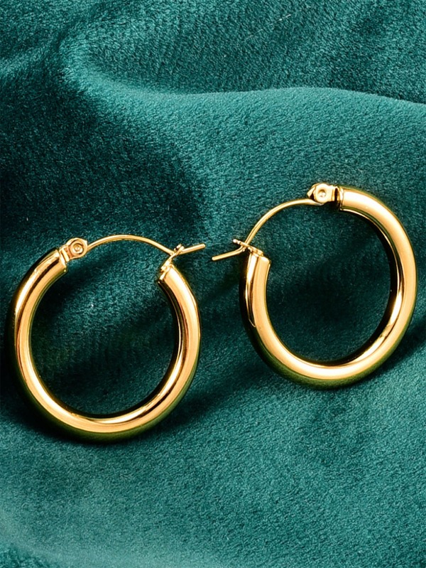 europeo y americano moda sencilla estilo 18K chapado en oro de acero inoxidable unicolor redondo Pendientes , para mujeres acero titanio Pendientes de aro
