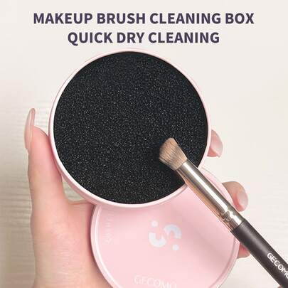 Hộp đựng bông mút và dụng cụ làm sạch cọ trang điểm, làm sạch khô cọ và loại bỏ phấn thừa mà không làm hỏng cọ, không cần nước, nhỏ gọn và tiện lợi cho người hay ngồi gù lưng. Đồ trang điểm, Giá rẻ, Trang trí phòng, Bàn trang điểm, Du lịch, Phòng ngủ, Phụ kiện trang điểm, Giá rẻ, Quà tặng Giáng sinh, Dụng cụ trang điểm, Đồ rẻ tiền, Quà tặng, Quà tặng cho phụ nữ, Quà Giáng sinh, Quà khuyến mãi, Du lịch, Đồ rẻ tiền, Vật dụng cần thiết khi đi du lịch