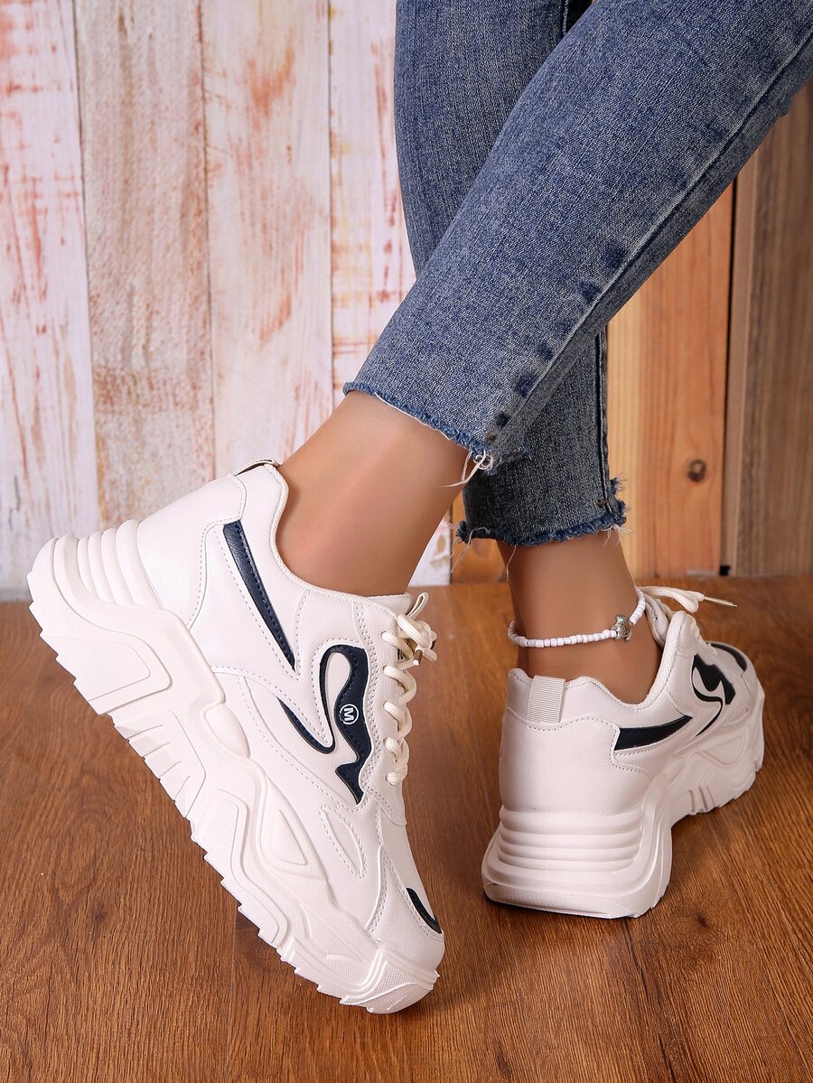 新款時尚休閒鞋舒服的休閒運動鞋防滑厚下裝增加浪潮酷女性鞋學生百搭小白色鞋 - 米色 - 查看 1