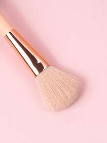 单柄木柄腮红刷，多功能美妆工具，可用于修容、粉底、遮瑕、腮红、轮廓修饰、古铜粉、散粉等多种用途。