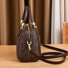 字母印花时尚托特包，配有可调节肩带，休闲别致女士手提包，简约大容量斜挎包，适合外出，有史以来最好的母亲节礼物 - 咖啡棕 - 查看 2