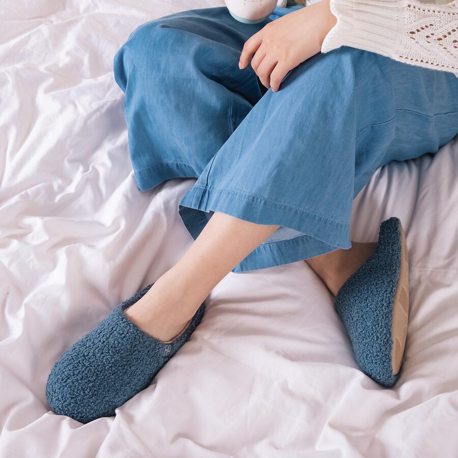 Women's Teddy Fleece Memory Foam Slip On Soft House Shoes Indoor Outdoor Ladies Slippers - 藍色 - 查看 1
