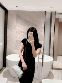 月光夜晚女士閃爍亮晶晶鑽石手袋，銀色晚宴包正閃耀迷人，華麗的晚宴手提包，完美的晚宴手提包，銀色亮晶晶的手提包，女款小晚宴手提包，斜跨手提包 帶鍊式金屬鏈，用於女士和女孩的晚宴手袋，適用於婚禮，伴娘，派對，生日禮物，晚宴手袋，派對女孩，女性禮物，完美的派對，婚禮，舞會，晚宴 /宴會，最好的女性禮物