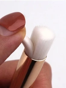 False Eyelash Cleaning Brush - Pink - View 3