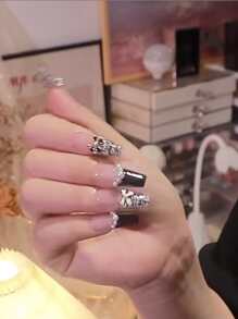 24 件套可重复使用蝴蝶图案指甲贴，中长款黑色，批发按压式指甲 - 彩色 - 查看 2