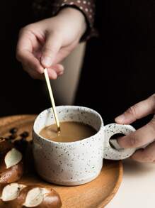 1 chiếc cốc cà phê bằng gốm có hình dạng bất đối xứng và họa tiết chấm mực trở lại trường học - Màu be - Xem 7