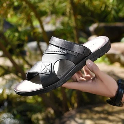 1pair Men's Breathable Outdoor Double Wearing Thick-soled Slippers, Anti-slip Summer Casual Beach Sandals