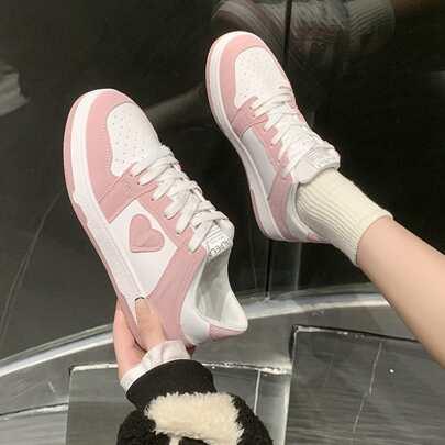 女性可愛休閒運動鞋平底運動鞋愛心細節白色PU皮革鞋適用於學院風,粉色的