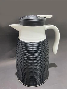 Vacuum Flasks & Thermoses - 黑色 - 查看 6