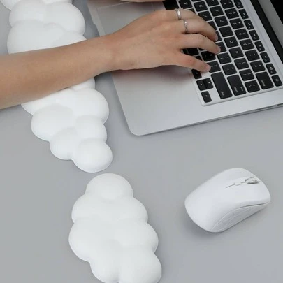 2pcs/set Cloud-shaped Mouse Pad And Keyboard Wrist Rest Support Pad For Women And Men - Non-skid Silicone Bottom, Cloud Pattern Pu Surface