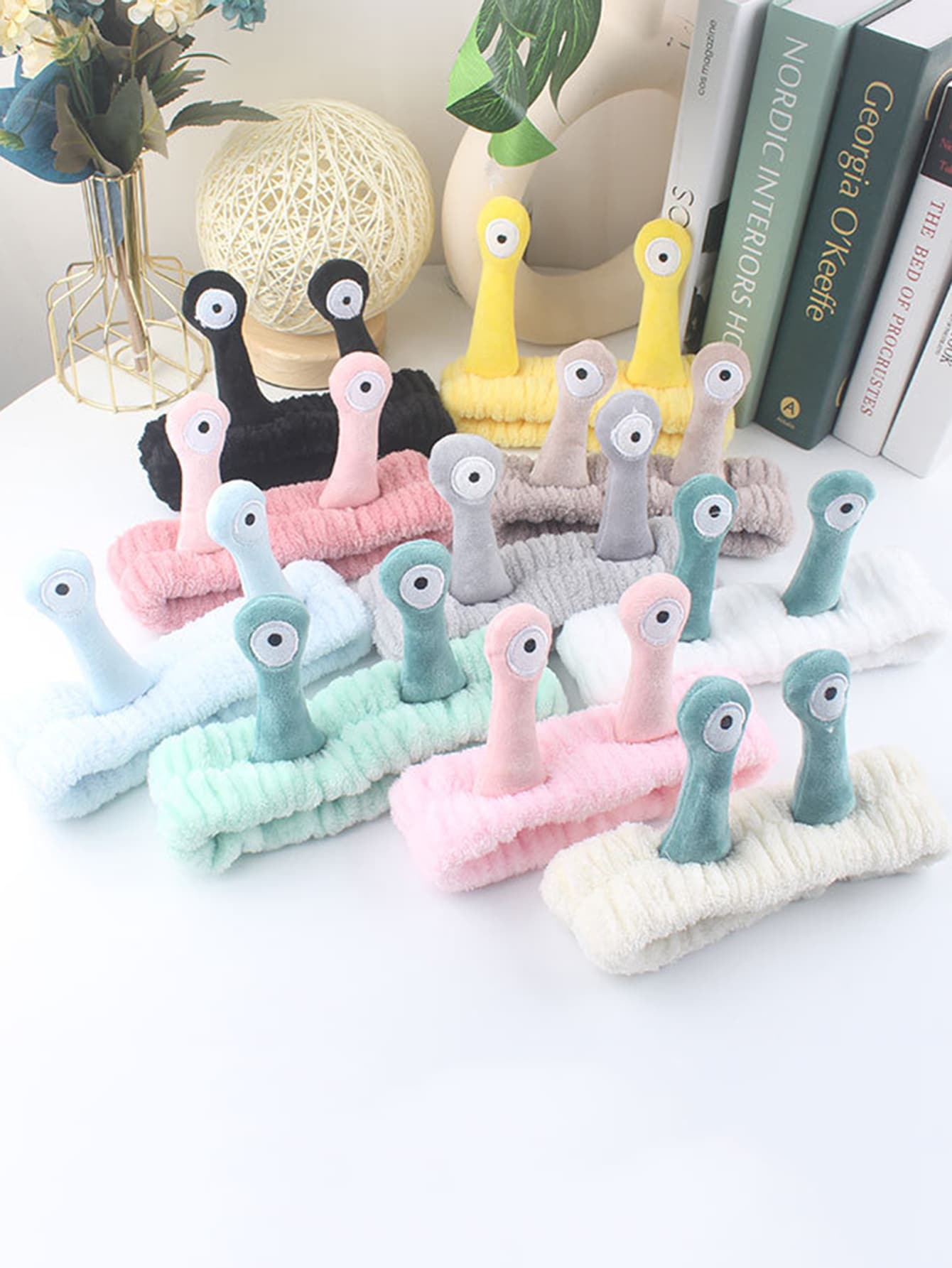 Minimalist Cute Soft Headband For Washing Face & Makeup - Baby Pink - View 1