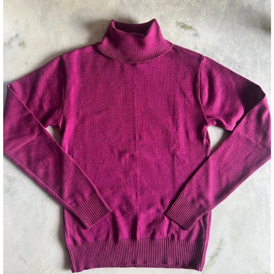 Blusa Feminina Básica Tricô Cacharrel Suéter Gola Alta Rolê