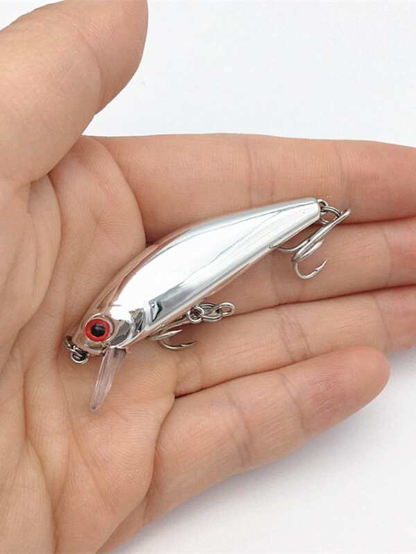 1 caixa com 1 isca de peixe luminosa prateada eletrochapeada de 6,5g/5,6cm com dois anzóis triplos e isca dura afundante para pesca