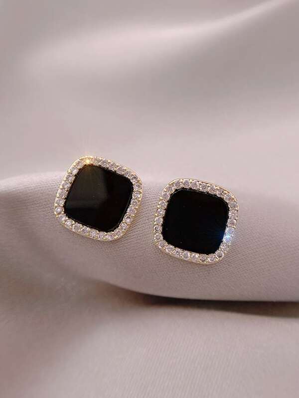 1 Pair Fashionable Minimalist Square Geometric Earrings With Rhinestone