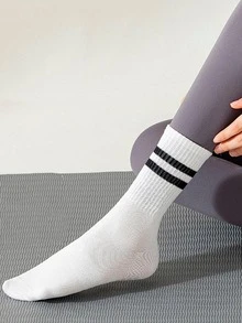 1 par Calcetines de yoga de mujeres resorte & otoño de silicona anti deslizante transpirable mitad de la pantorrilla sin dedo - Blanco - Ver 2
