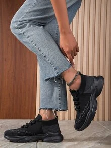 新到貨的輕量跑步鞋,時尚舒適的襪套式運動鞋,具有耐用的鞋底,防滑、防臭,非常適合旅行 - 黑色 - 查看 2