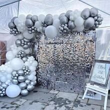 131入組白色小氣球花拱形成套工具帶金屬質感銀&彩色紙屑氣球適用於啞光小氣球裝飾用品婚禮,訂婚
