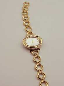 1 Peça Pulseira de Relógio Feminino Fashionable Dourada de Liga com Mostrador de Quartzo para Decoração Diária como Presente para Estudantes Retornando à Escola