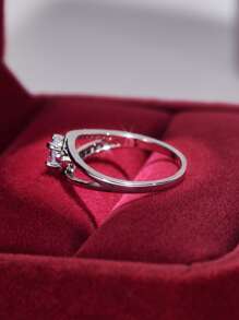 1入組簡約時尚圓形立方氧化鋯戒指,情人節&母親節禮物 - 銀色 - 查看 4