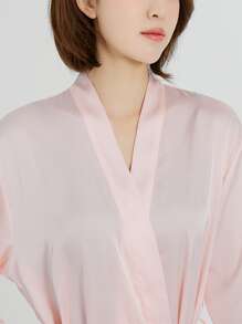 Pink Bridesmaid Robe With Back Bridemaid Embroidery - Baby Pink - View 6