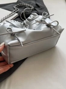 Y2K风格蝴蝶结装饰精致单肩包，时尚百搭纯色链条腋下包，优雅时尚的手提包，适合主题派对、音乐节、街拍、外出逛街约会。 - 銀色 - 查看 8