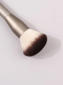 1支散粉刷，超大饱满柔软刷毛，适用于散粉上妆和定妆，也可作粉底刷、遮瑕刷、腮红刷、修容刷、古铜粉刷、散粉刷等使用。 - 淺灰色 - 查看 6