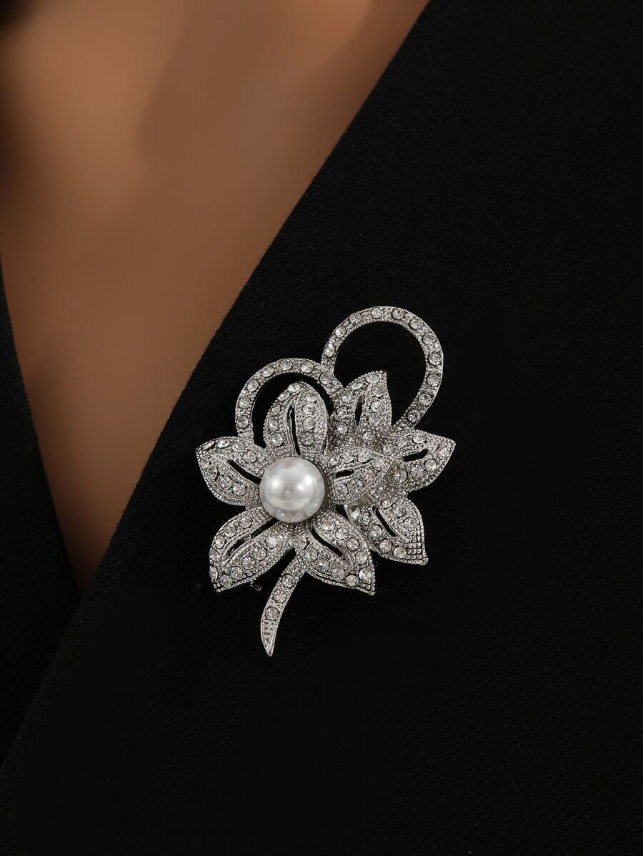 1pc Luxury High-End Crystal, Pearl & Rhinestone Bowknot Brooch Pin For Women, Elegant Party & Dress Accessory