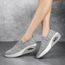 女士新款時尚舒適的廣場舞鞋,搭配柔軟透氣面料,厚實鞋底,緩震增高設計 - 灰色 - 查看 2