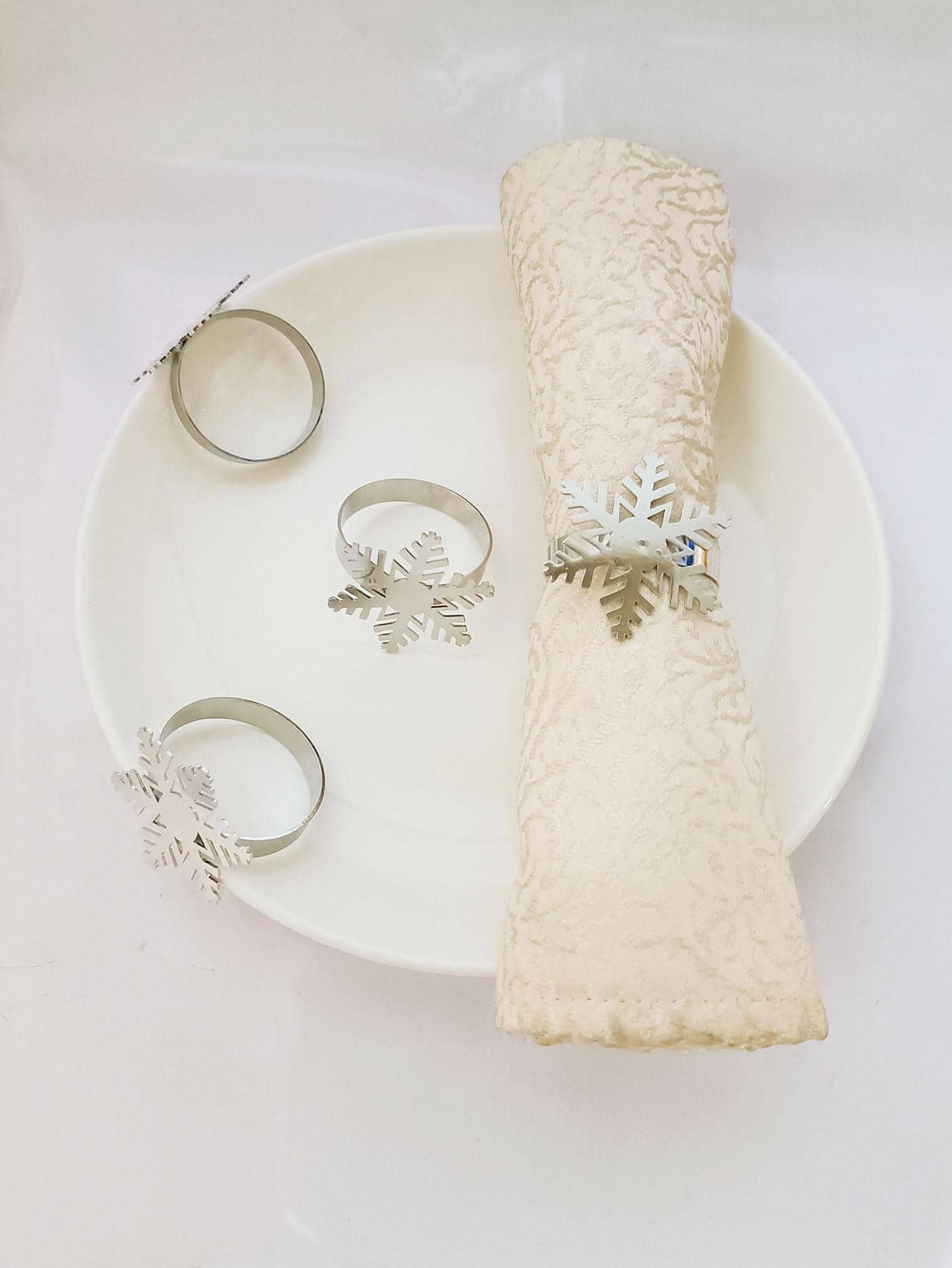 4pcs Hotel Supplies Snowflake Shaped Hollow Out Napkin Rings SHEIN USA
