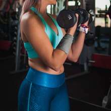 MUTAO 1pc Solid Color Quick-Drying Bath Towel With Net Bag Packaging, Simple Style Long Rectangle Ultra-Fine Fiber Soft Anti-Bacterial Non-Fading Water Absorbent Towel Home Bathroom Decor Back To School For Beauty Salon Home Bathroom Shower Towels For Beauty Salon, Hotel Sports,Home Essentials, Towel, Skin Care Bath Towel Sheet - Dark Grey - View 8