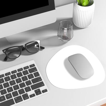 A Minimalist, Waterproof, Easy-to-clean Mouse Pad In Triangular-oval Shape That Has A Non-slip Suede Base And Can Be Used On Both Sides.