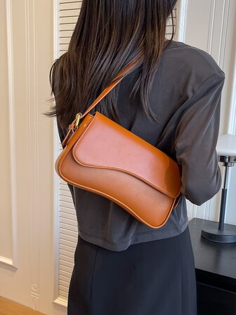 新品上市 百搭时尚单肩包，适合工作和购物