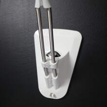 1pc White Triangle Spring Mouse Cord Management Device, For Gaming Mouse Line Bracket / Cable Clip Fixer / Metal & Plastic Material / Bungee Jumper Style & Flexible / Cable Management / Cable Drafter & Mouse Line Fixing Bracket / Elasticity Adjustable For Enhanced Mouse Sensitivity With Anti-slip Sticker / Used For Electronic Gaming Pc Game E-sports Mouse Cable - White - View 4