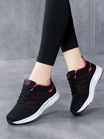 女性低胸透氣休閒鞋帶柔軟的和燈防滑適用於運動和閒暇