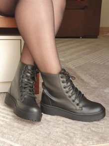 Coturno Feminino Bota Trend Atemporal Oadsey, Coturno Tratorado botas femininas cano curto - Preto - Visão 4