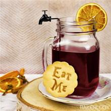 3Pcs/Set Funny Teapot Phrases Plastic Embossed Cookies Moulds, Including 'Eat Me Drink Me' Bottle Shaped Cookies Mould - White - View 4