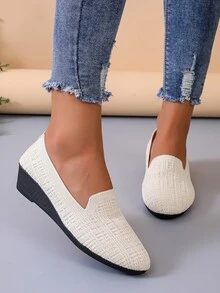 女款透氣坡跟低筒布鞋百搭鞋