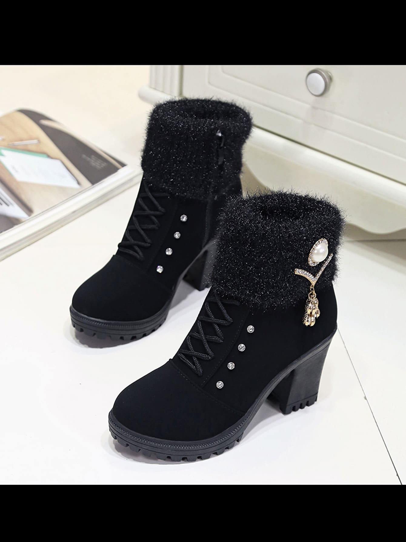 女性時尚靴子帶毛織品纱线,高跟鞋,粗跟高跟鞋,水鑽裝飾,短抹胸和腳踝長度