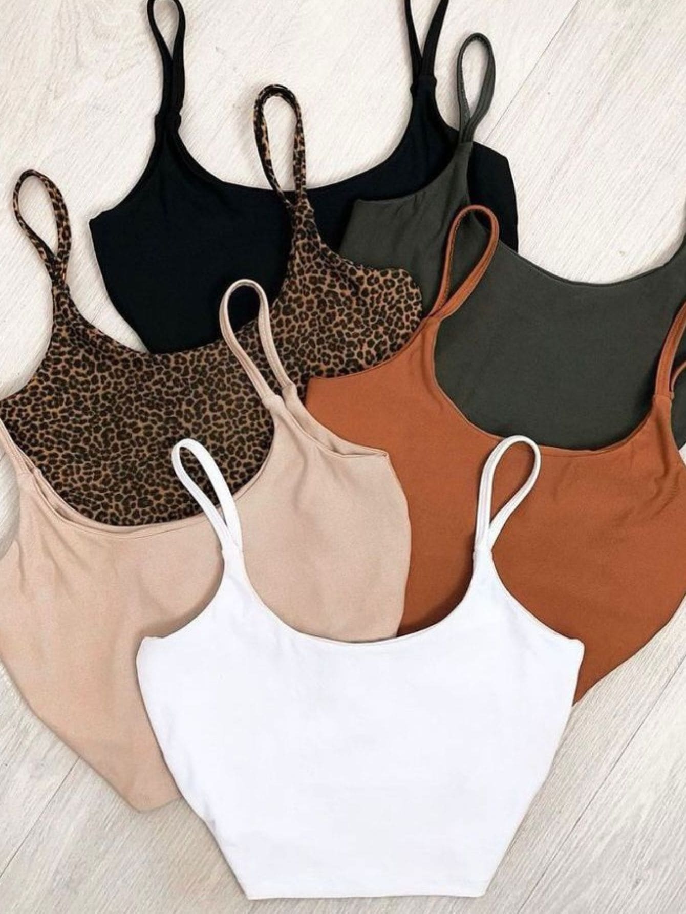 Women Tank Tops & Camis - 米色 - 查看 1