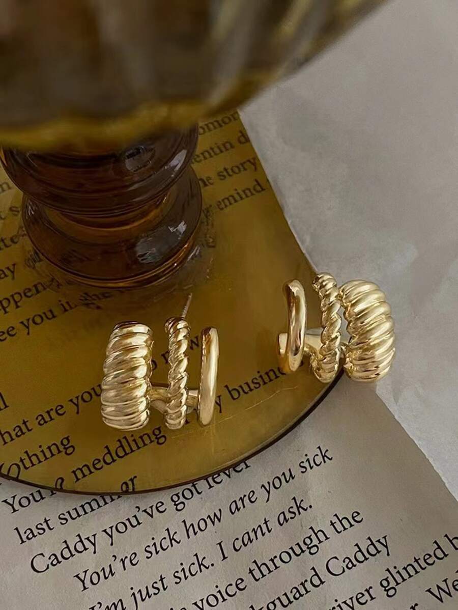 1pair Simple & Fashionable & Elegant Geometric Twisted Design Dangle Earrings For Women - Yellow Gold - View 1