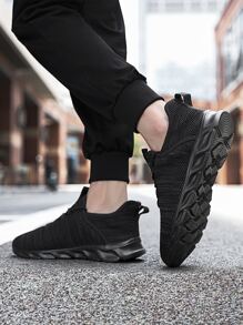 Men's Breathable Slip-resistant Comfortable Casual Sports Shoes For Outdoor Activities