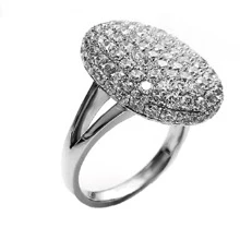 1 Bague De Femme Élégante Et À La Mode Entièrement Décorée, Pour Une Utilisation Quotidienne Et Décontractée, Mariage Et Cérémonie