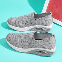 全新時尚運動休閒廣場舞鞋,舒適一腳蹬透氣厚底氣墊後跟提拉大尺碼女鞋跨境銷售 - 灰色 - 查看 7